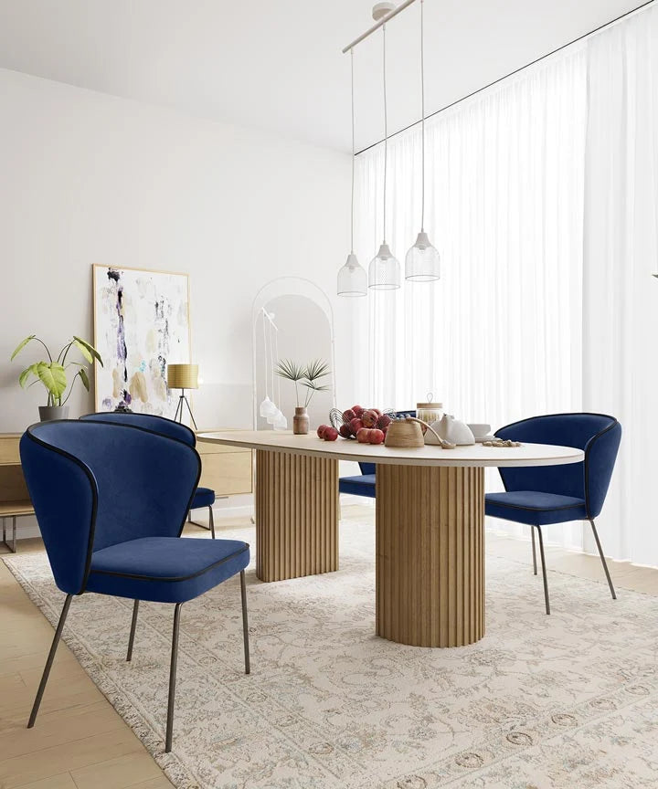 Chaise en velours avec détail liseré bleu nuit