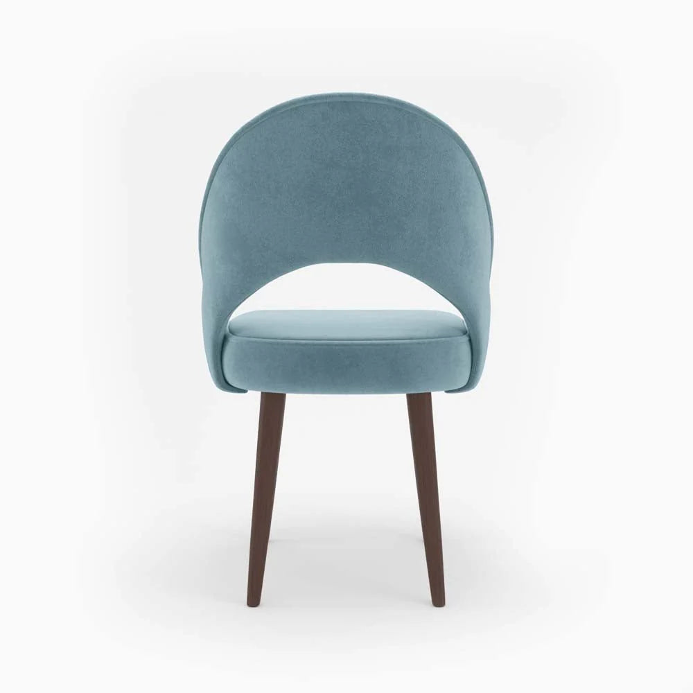 Chaise en velours bleu perle