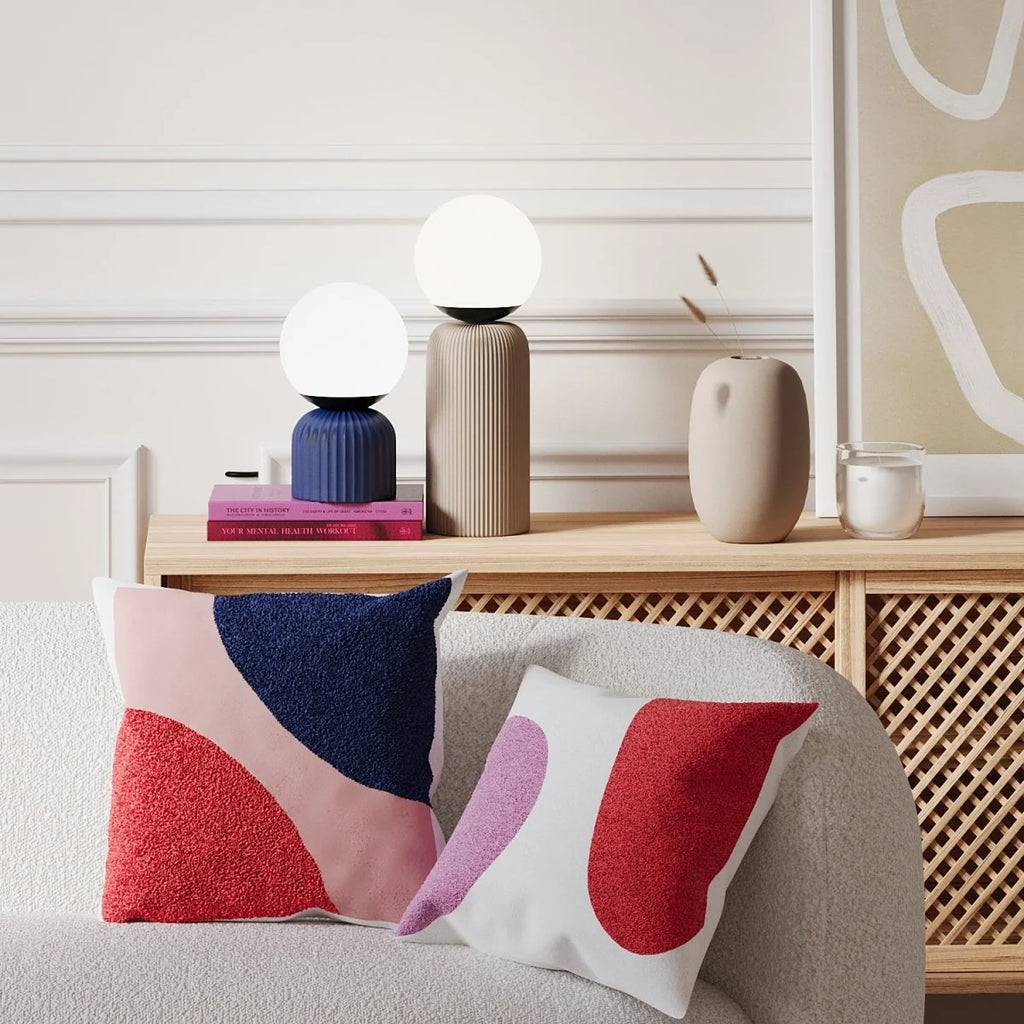 Lampe   poser en c ramique et globe en verre