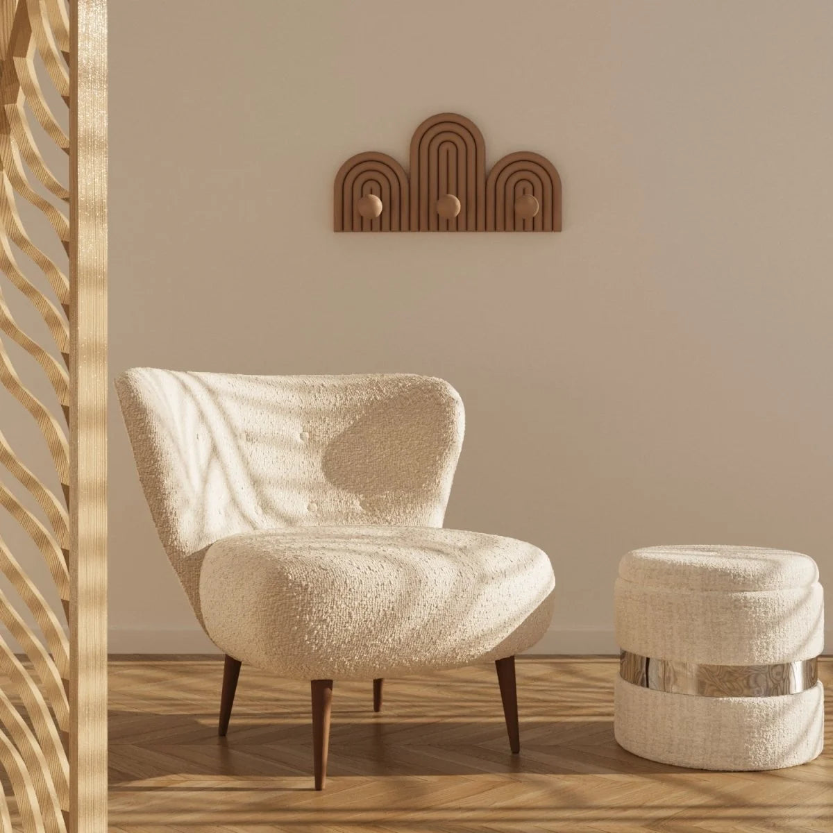 Fauteuil en tissu bouclette gris-cr me et bois