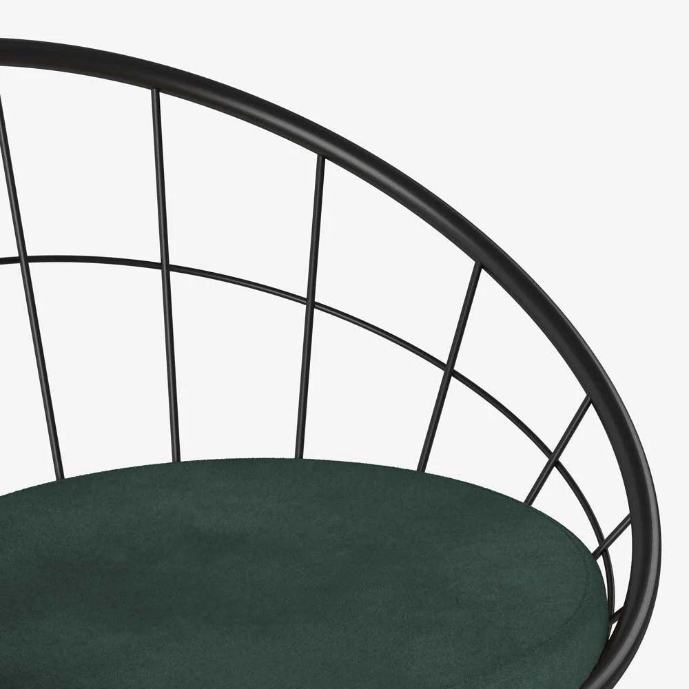 Chaise en métal et velours vert sapin