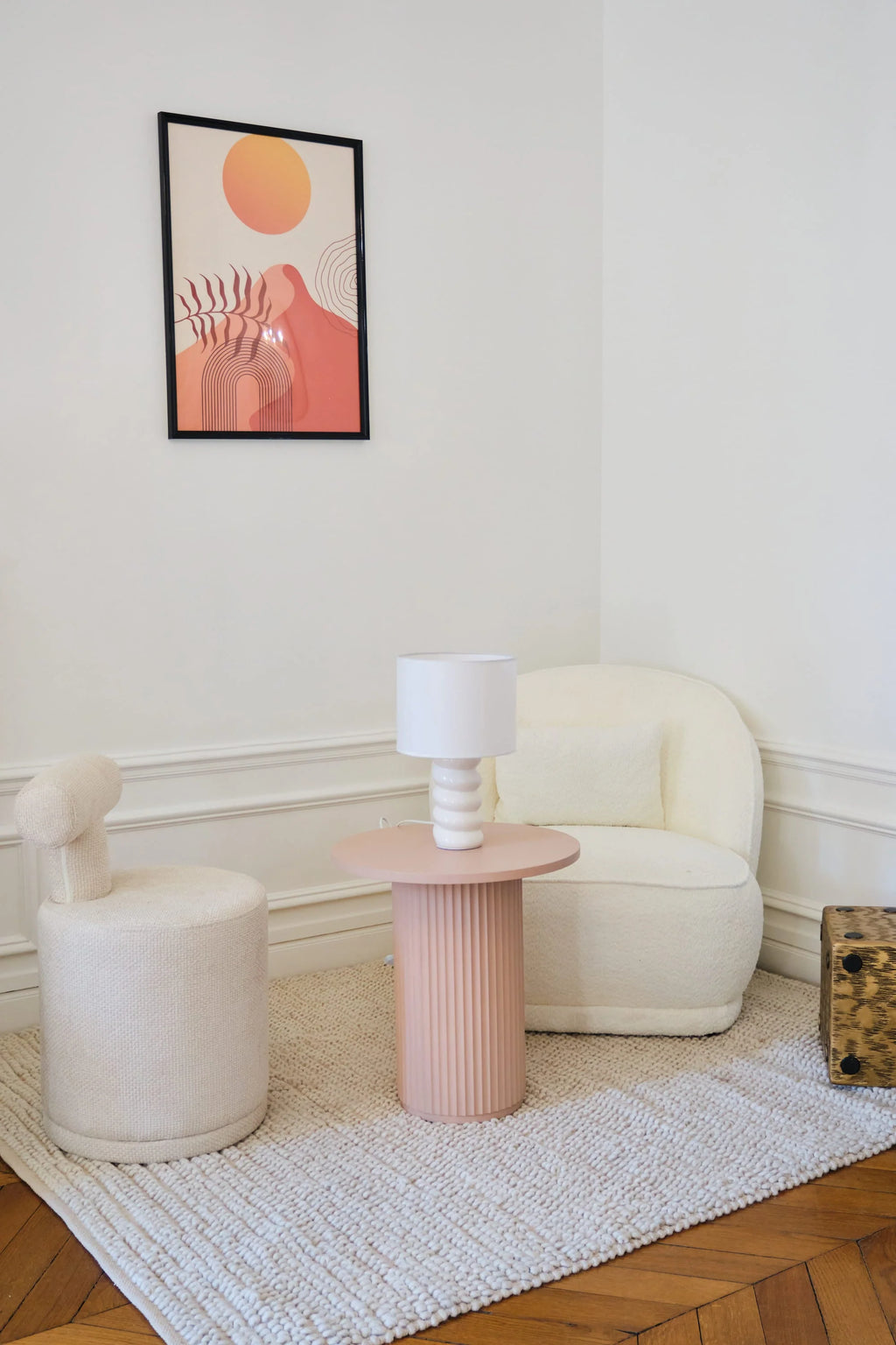 Fauteuil design boucl  blanc Pablo