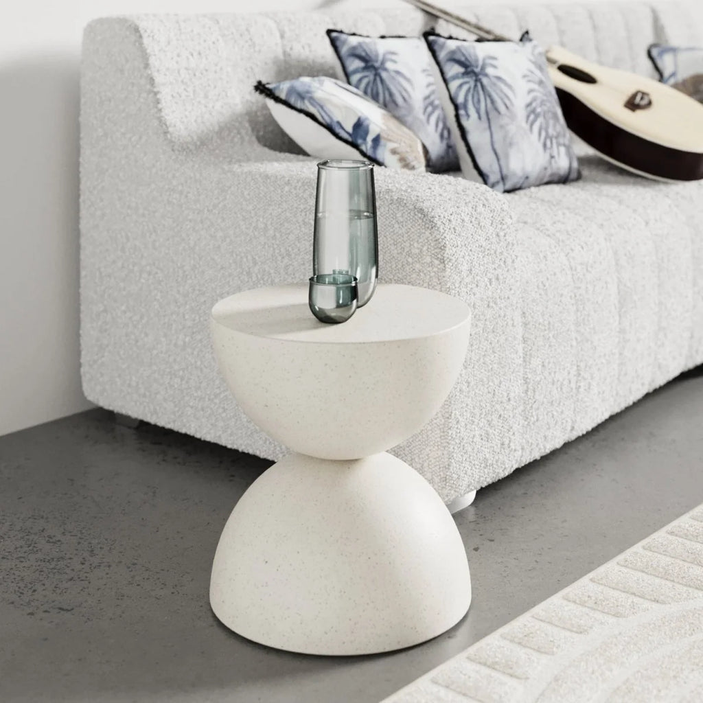 Table d'appoint ronde design en magnésie