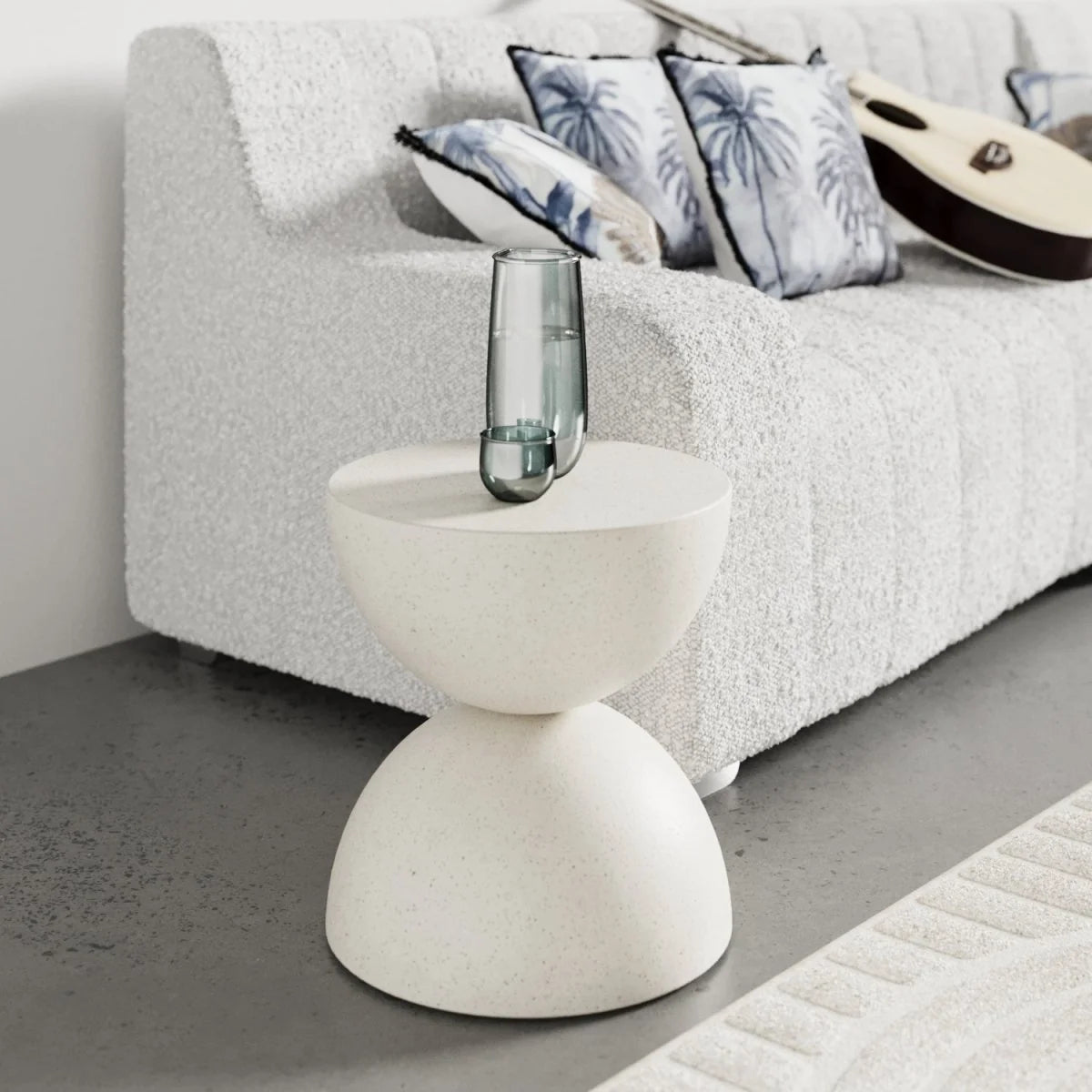 Table d'appoint ronde design en magnésie
