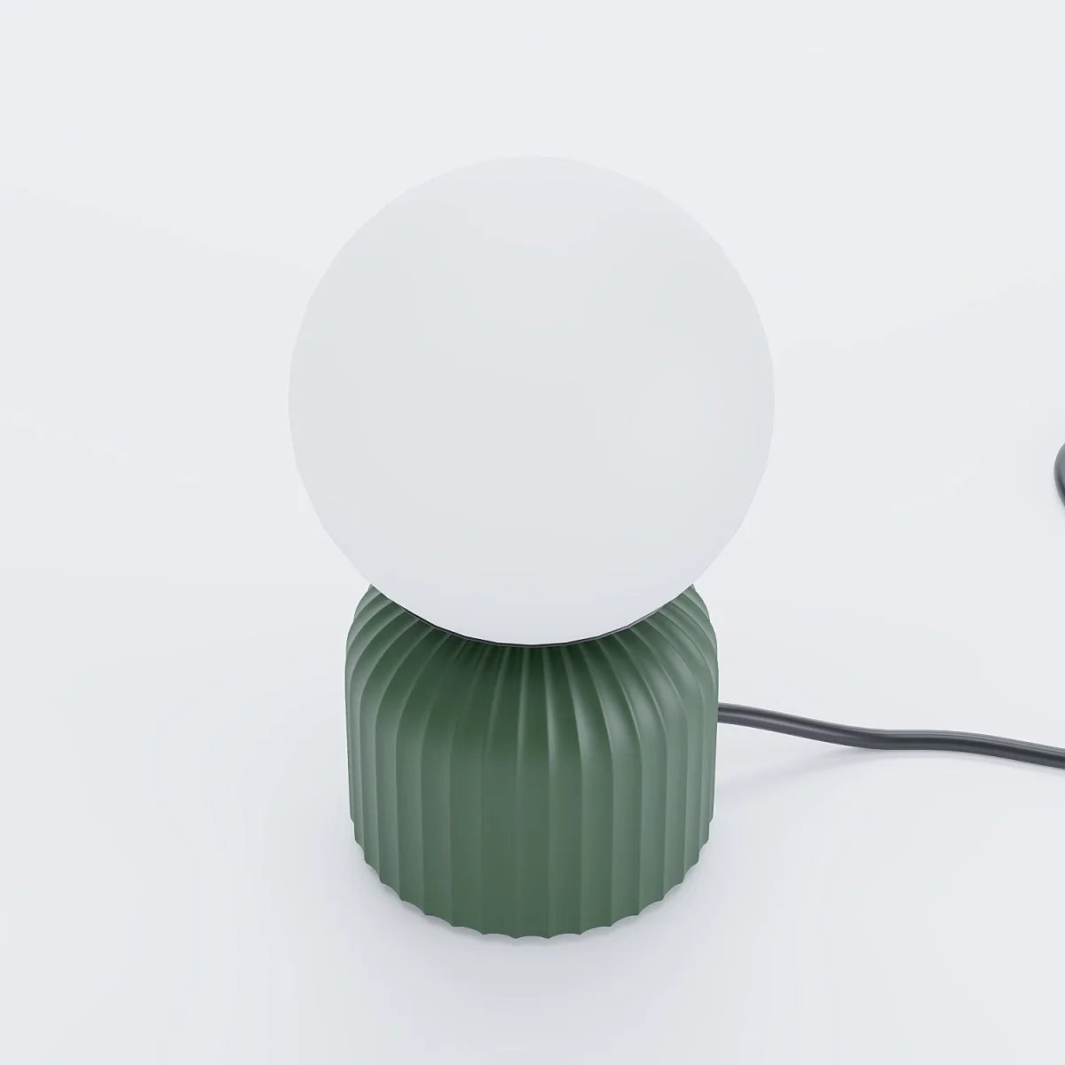 Lampe   poser en c ramique et globe en verre
