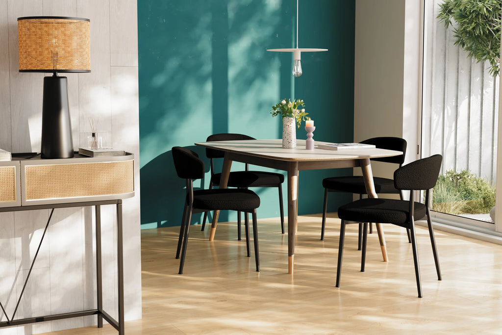 Lot de 2 chaises de salle   manger en tissu bouclette gris anthracite & m tal noir Mona