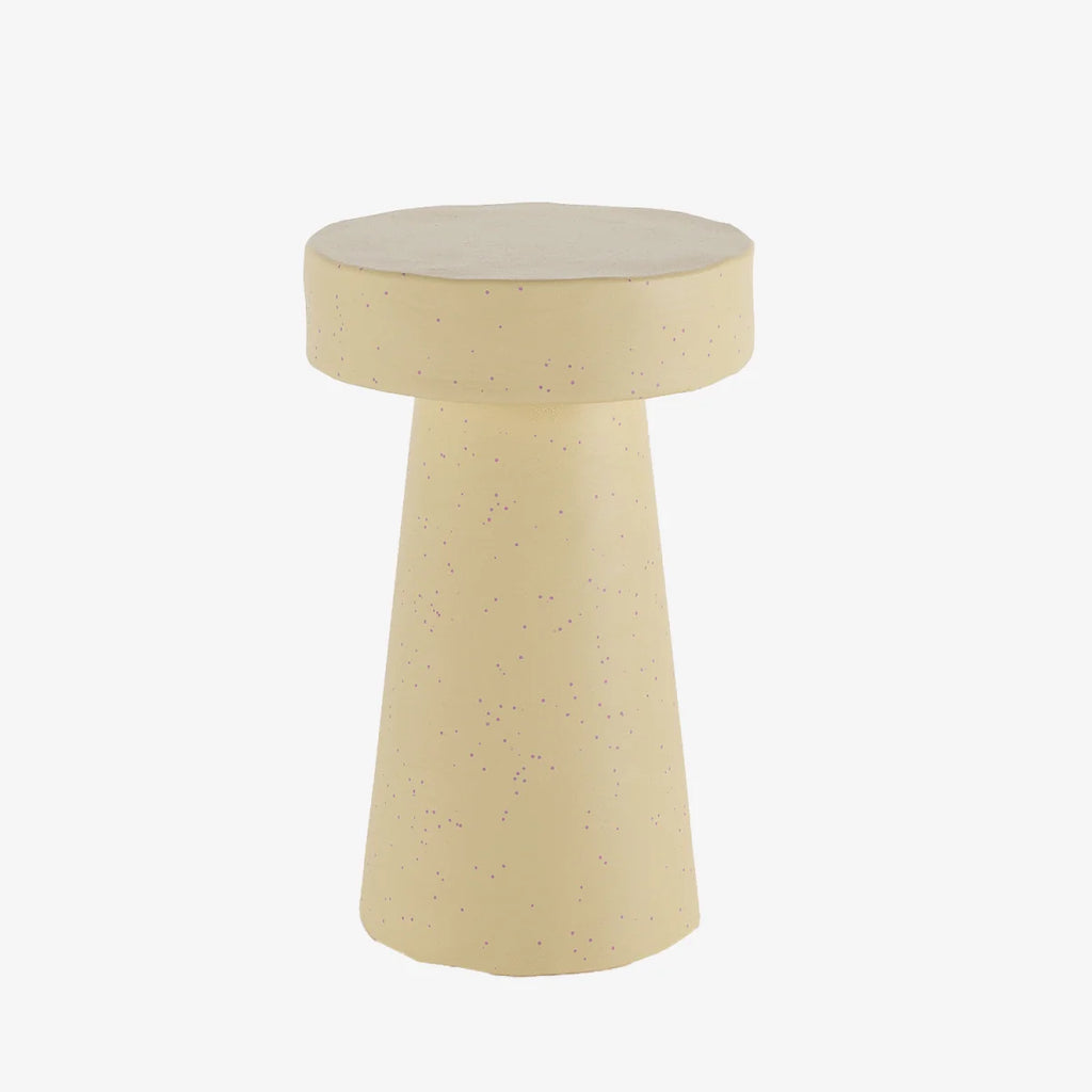 Petite table d appoint ronde design en magn sie mouchet e rose An mone