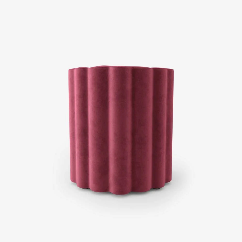Fauteuil vintage en velours bordeaux
