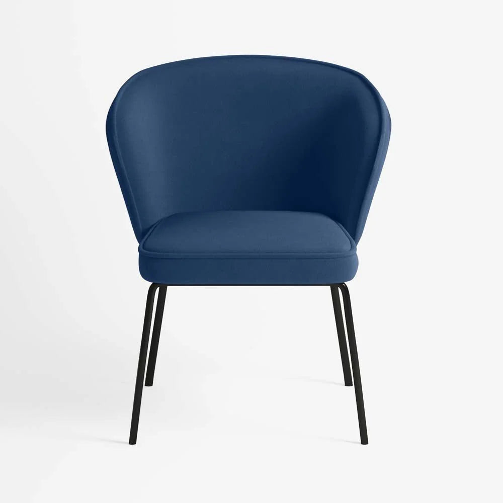 Chaise en velours bleu nuit