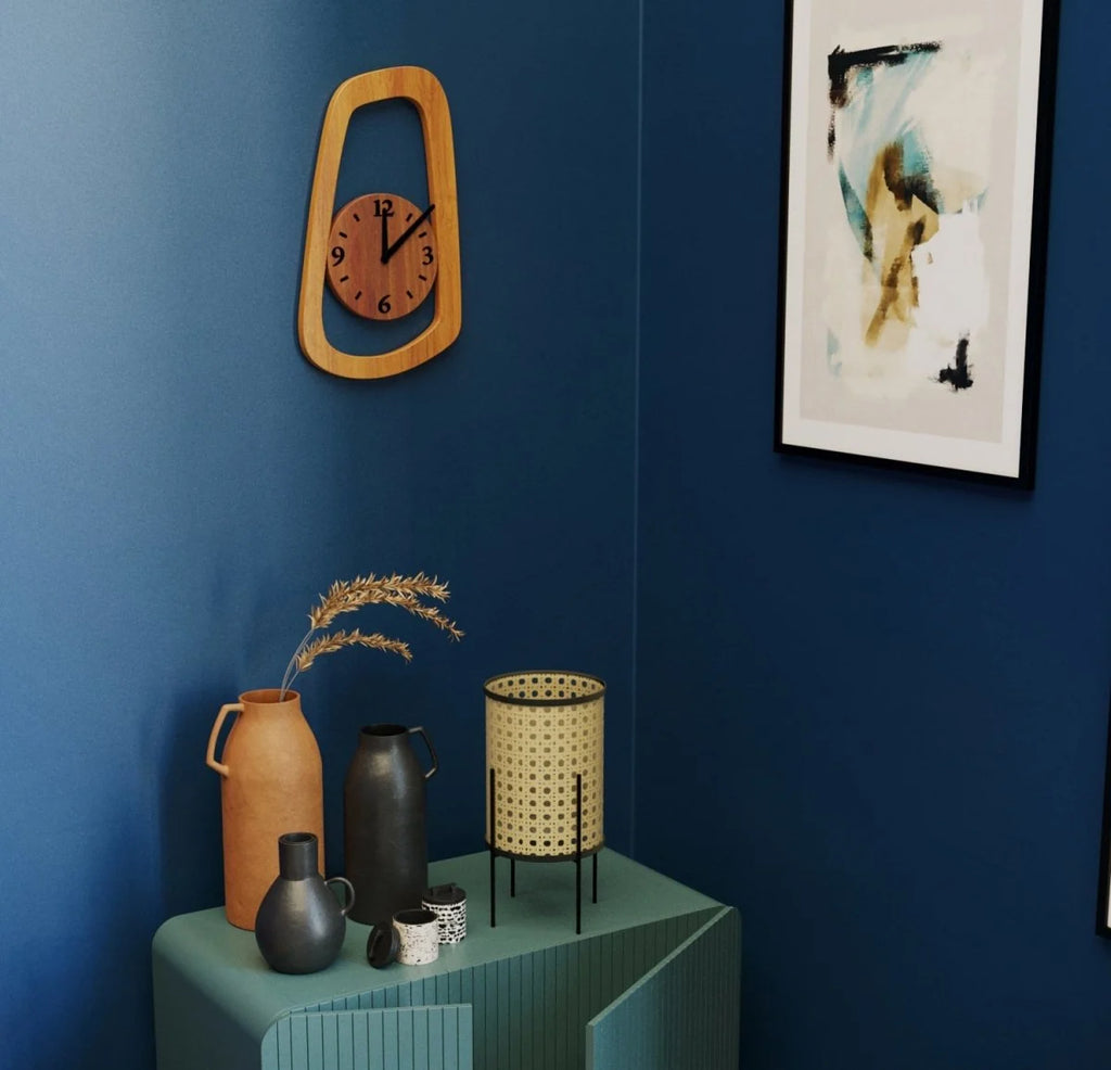 Lampe à poser en métal et rotin