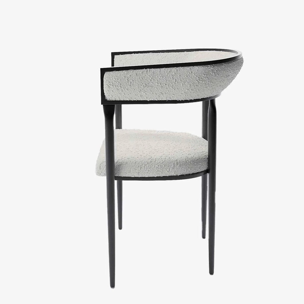 Chaise de salle   manger design dossier arrondi bouclette blanche Aurore