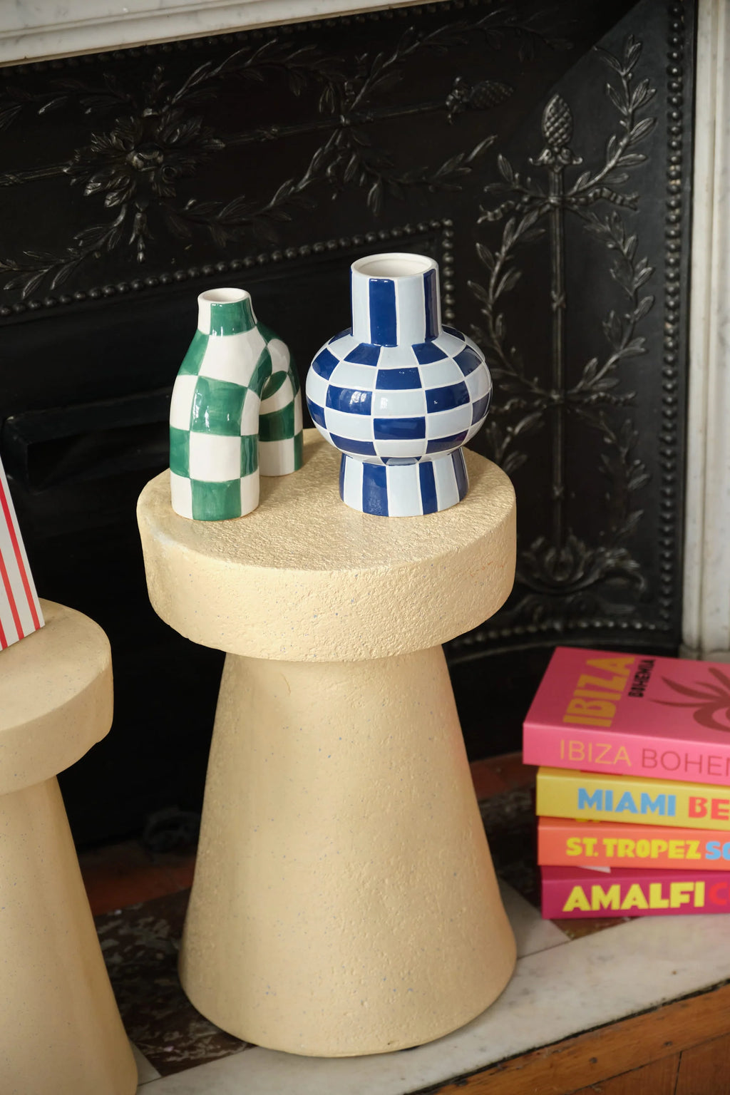 Phoenix - Vase art moderne   damier vert