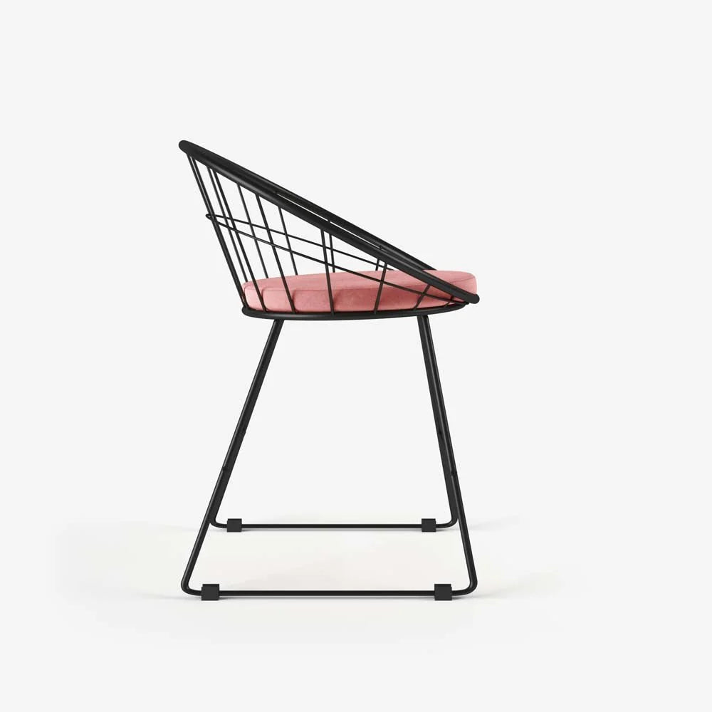 Chaise métal noir et velours rose vintage