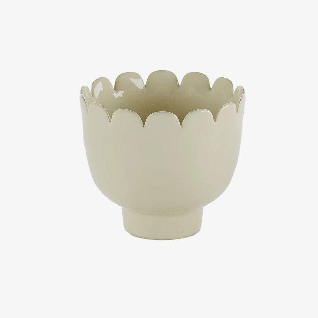 Petit vase forme tulipe en c ramique cr me Marceau